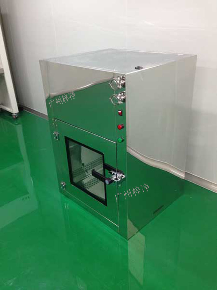 傳遞窗在潔凈室的安裝實(shí)拍圖 傳遞窗在潔凈室的安裝實(shí)拍圖